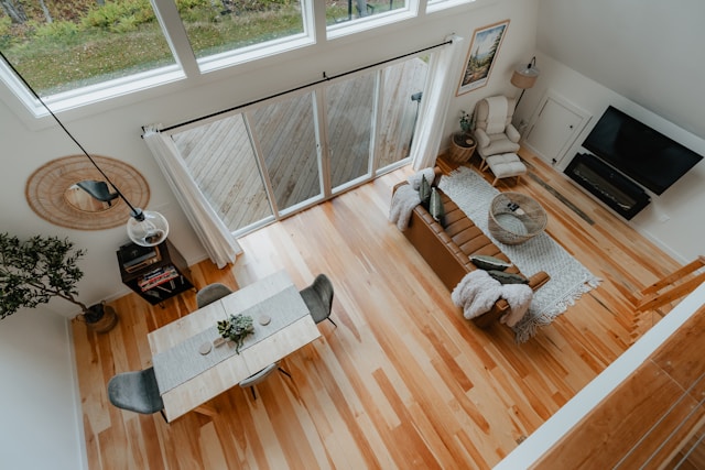How to Vacuum Hardwood Floors Safely?